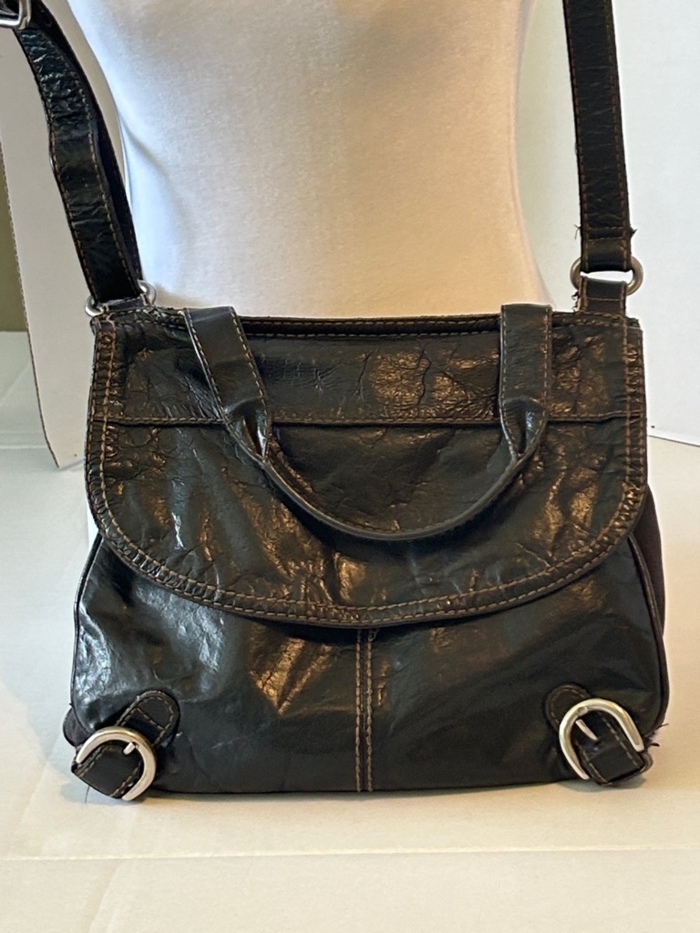 FOSSIL BLACK LEATHER & CANVIS MESSAGER CROSSBODY FLAP CLOSURE BAG